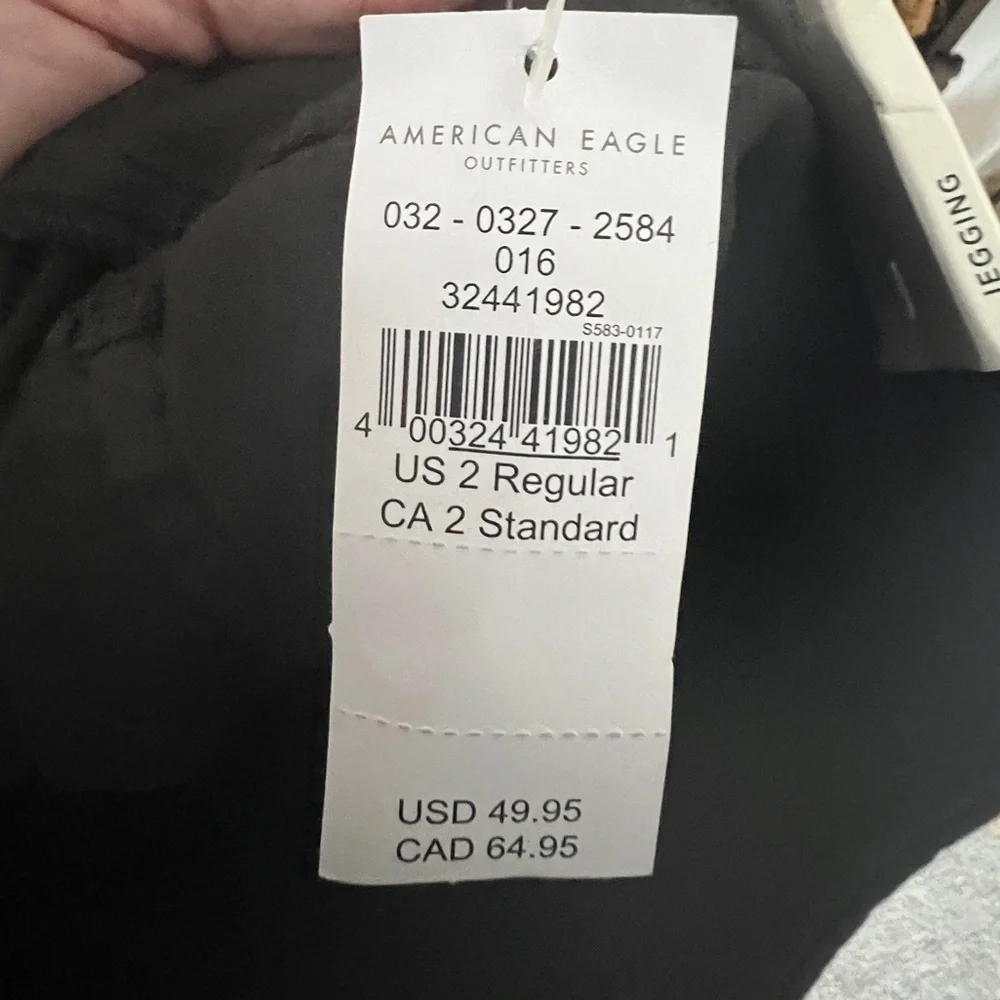 🟠NWT AMERICAN EAGLE Stretch Jegging Jean in BLACK Sz 2
